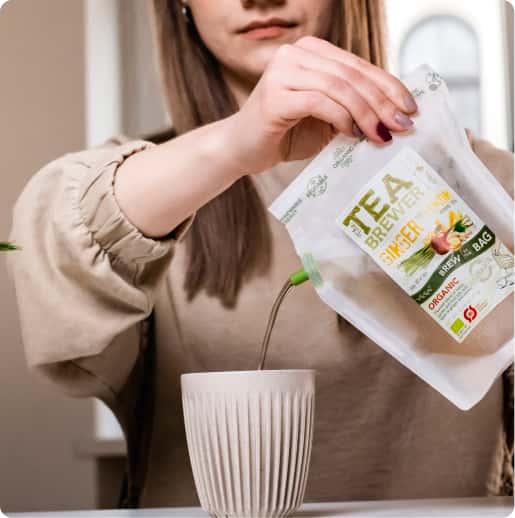 Organic ginger herbal tea by TEA BREWER – eco brew-in-the-bag pouch used for home tea preparation”