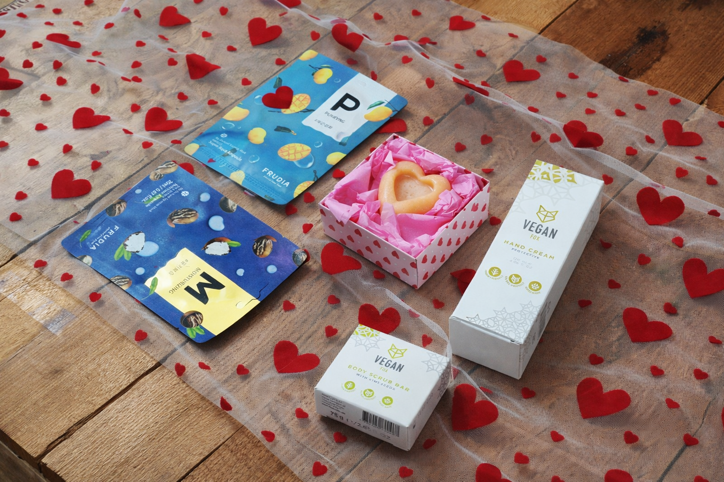 Veganiška SPA dovanų dėžutė jai – savęs priežiūros rinkinys (cruelty-free)